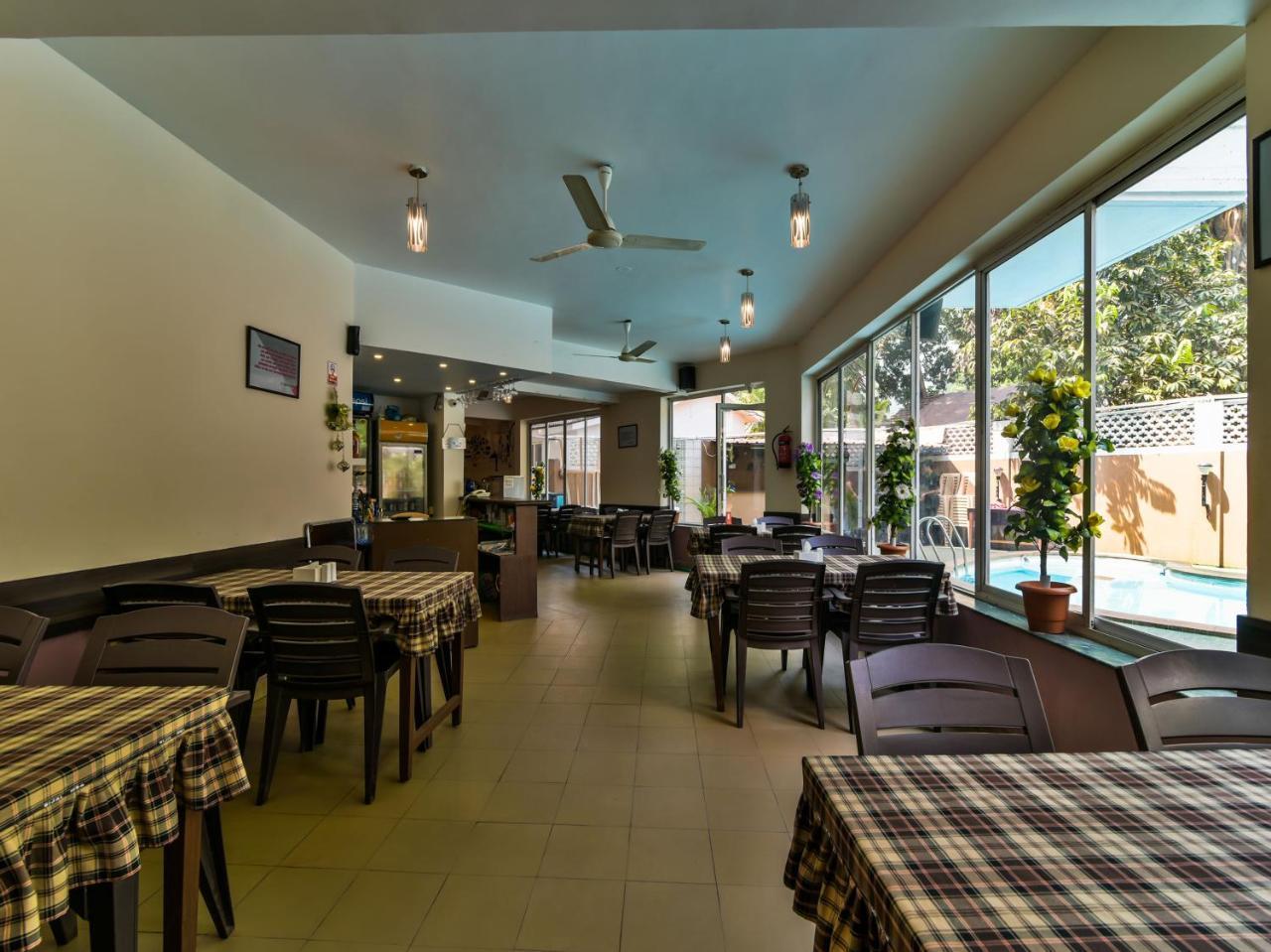 Ginger Tree Resort At The Beach Candolim Esterno foto